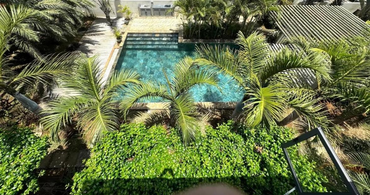 Stunning 3-Bedroom Apartment With Private Rooftop Terrace & Gorgeous Pool Flic en Flac Ngoại thất bức ảnh